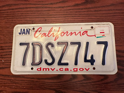 California License Plate 7DSZ747 Red White Blue 2000's Cali CA USA Authentic