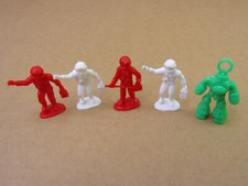 5-pc Lot Vintage Plastic Astronauts  More  Space Sci-Fi Robot Fantasy Toys