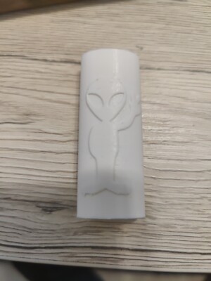 Feuerzeug Gehäuse Hülle  Alien für BIC Maxi Weiß 