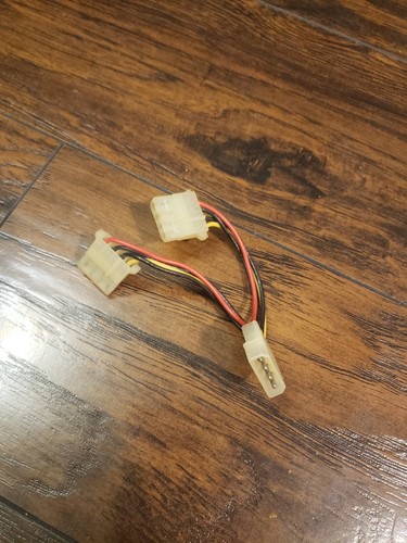 Splitter connettore pc molex 4 pin 1 maschio a 2 femmina 5"