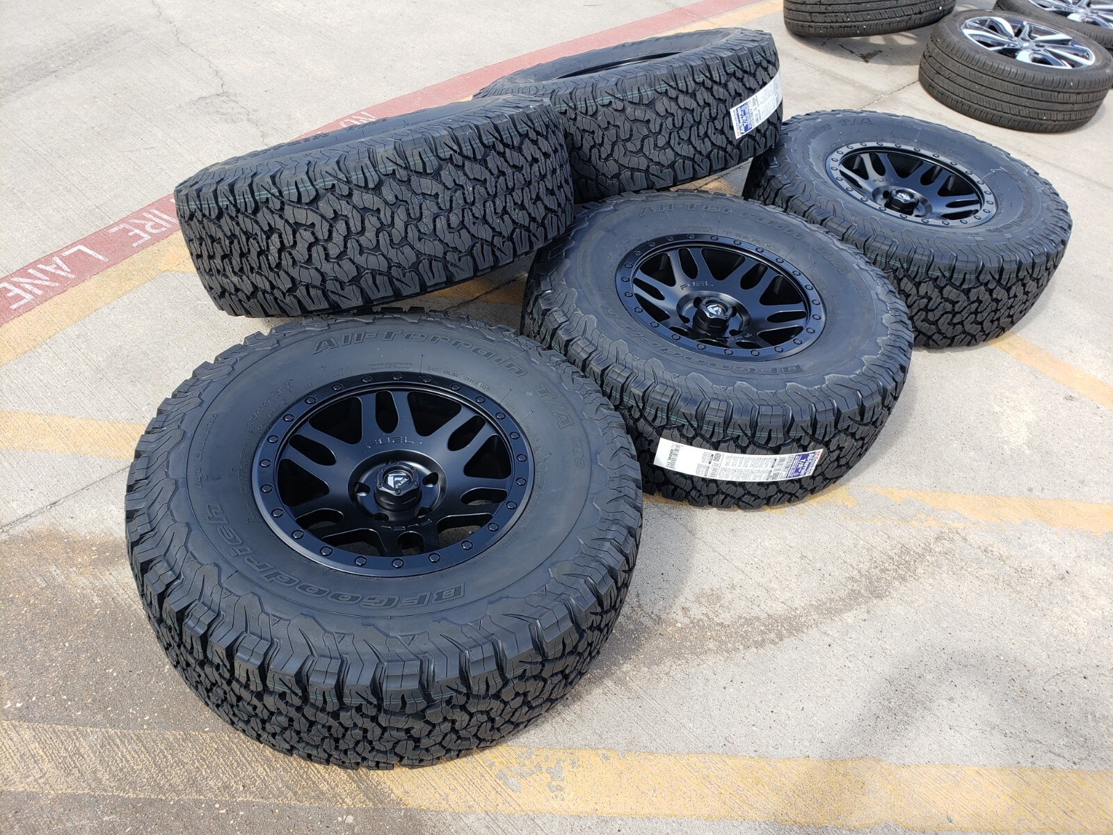 17x8.5 FUEL Recoil Jeep Wrangler 392 Gladiator Rubicon wheels rims BFG 35" NEW eBay