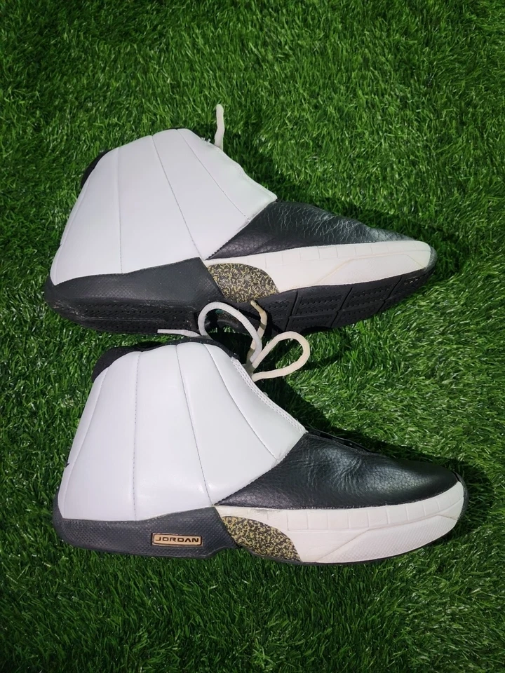 ¡COMO NUEVO! Jordan Jumpman Vindicate Vin Baker 1998 EE. UU. Talla 10 Blanco/Negro ¡RARO!  Foto 3 de 4