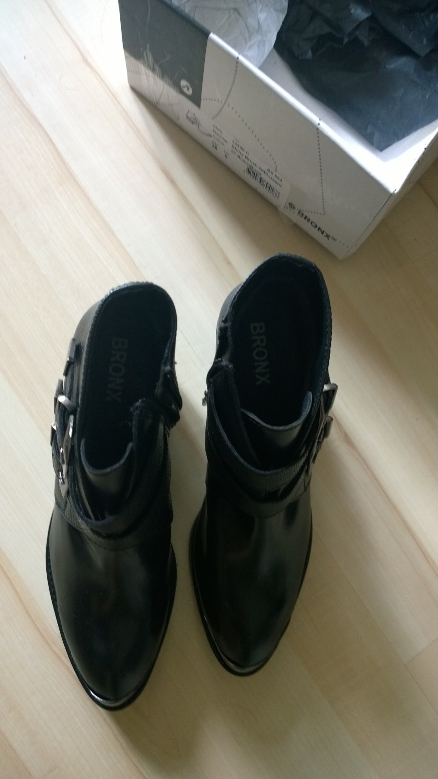 BRONX rockige Damen STIEFELETTEN ECHTLEDER Damen rockige 38 schwarz SCHNALLEN SCHUKAPPEN -NEU- cfbdc5 BRONX rockige Damen STIEFELETTEN ECHTLEDER Damen rockige 38 schwarz SCHNALLEN SCHUKAPPEN -NEU- cfbdc5