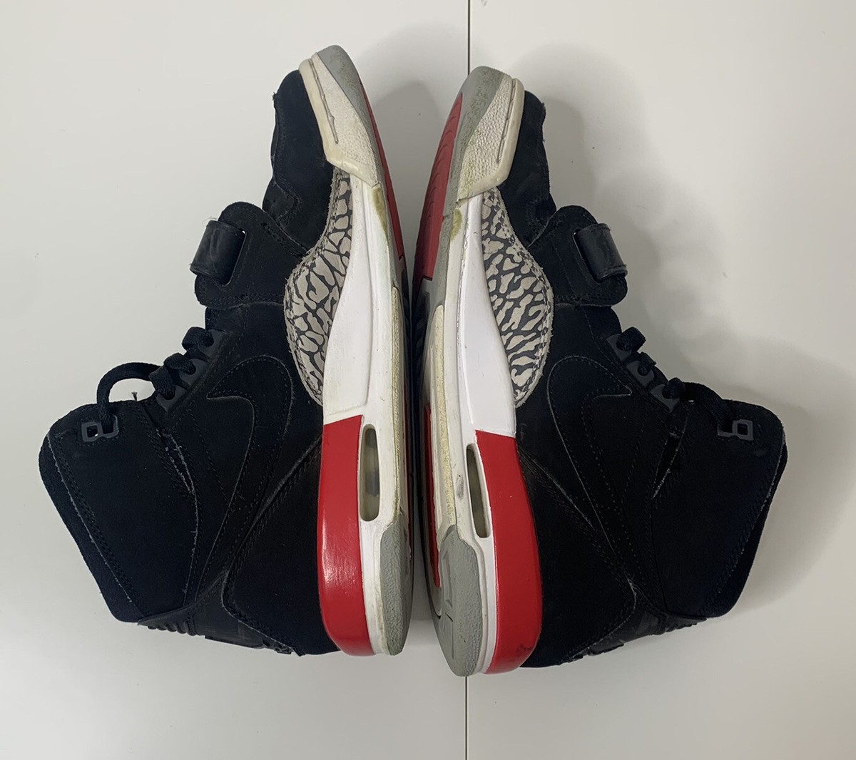 NIKE AIR JORDAN LEGACY 312 BIG KIDS SIZE 6Y BLACK/FIRE RED NIKE AIR JORDAN LEGACY 312 BIG KIDS SIZE 6Y BLACK/FIRE RED