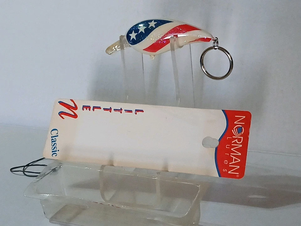 GELKOTE NORMAN KEY CHAIN INDEPENDANCE DAY Little N AMERICAN FLAG RED WHITE BLUE - Image 4 of 4