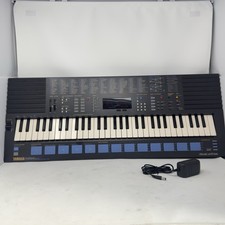 Vintage Yamaha PortaSound PSS-680 Keyboard Stereo Music Station Voice Bank wCord