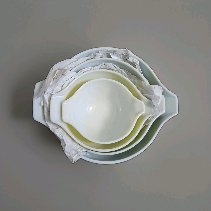 Vintage Pyrex Verde Green Cinderella Nesting Bowl Set (4 Piece) 441–444