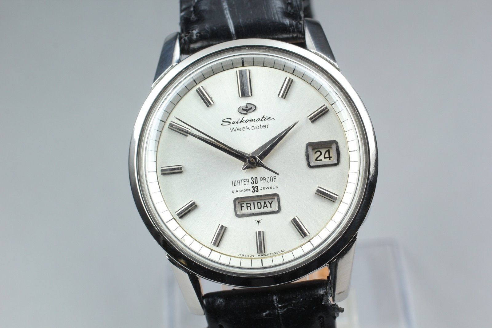 [Quasi come nuovo] Vintage Seikomatic Weekdater 33 Jewels AT J13080 Uomo...