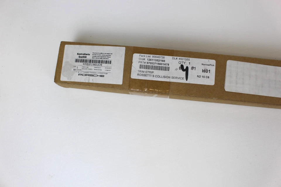 Original Porsche 970-537-156-01-A78 PANAMERA Cinturón Moldura Delantero Derecho Nuevo Foto 3 de 4