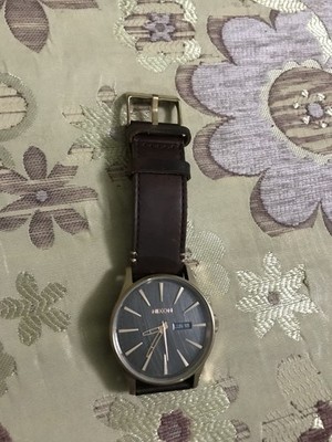 Nixon Never Be Late The Sentry Day Date Gold Tone Textured Dial Men s Watch
