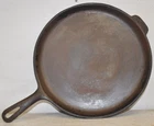Vintage Wagner 11 1/4 inch Cast Iron Skillet Griddle Made in USA