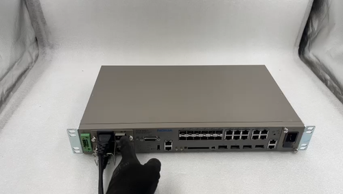 Nokia Alcatel-Lucent 7210 SAS-T Service Access Switch 12-SFP 10-TX 4-XFP - Vidéo 1 sur 1