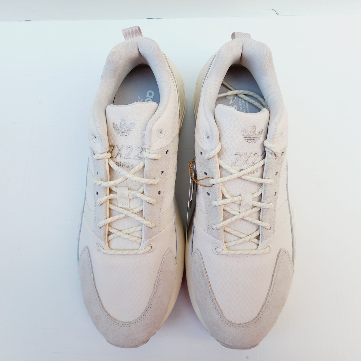 New Adidas Originals ZX 22 Boost Running Shoes Sneakers New Adidas Originals ZX 22 Boost Running Shoes Sneakers