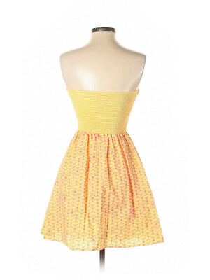 lilly pulitzer yellow strapless dress Pineapple Juice Flower Eyelet Blossom 2 This sleeveless dress features front hem vents and delicate lace trim details along the sides Lilly Pulitzer Charmain Strapless Mini