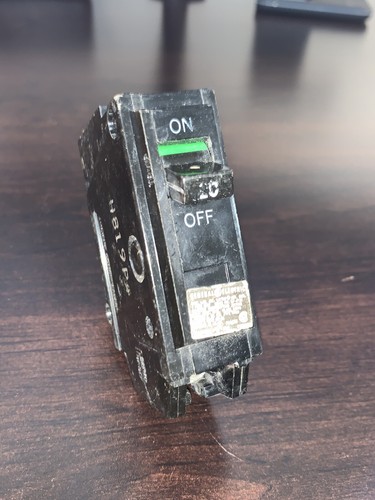 Disjoncteur GE HACR 1 pôle 20 ampères 120/240V LP-8139 H819P - Photo 1/4