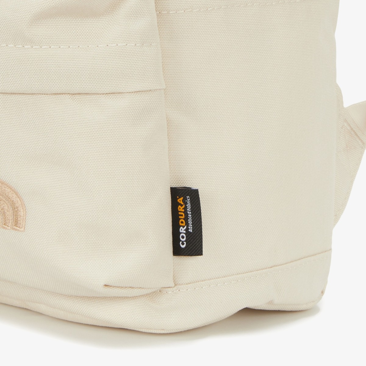 ◎THE NORTH FACE◎ TNF day pack NM2DQ07C THE NORTH FACE DAY PACK BACKPACK NM2DQ07C WHITE_SAND 30L