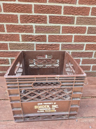 Caja de entrega de leche de plástico Borden vintage marrón 13x13x11 retirada excelente - Imagen 5 de 9