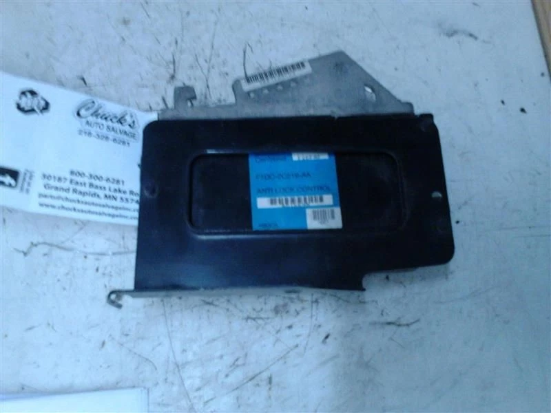 Chassis ECM ABS Right Hand Front Engine Compartment Fits 90-95 SABLE 92776 - Image 2 of 3