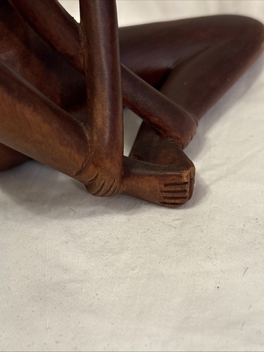 Vintage 70s Solid Wood Yoga Woman Figurine Statue African Art Cross arm - Picture 4 of 4