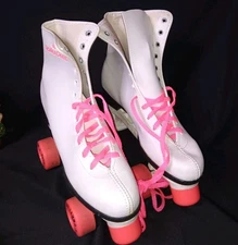 Vintage 80s Women White Pink Roller Derby 4 Wheel Quad Skates Urethane Size 9