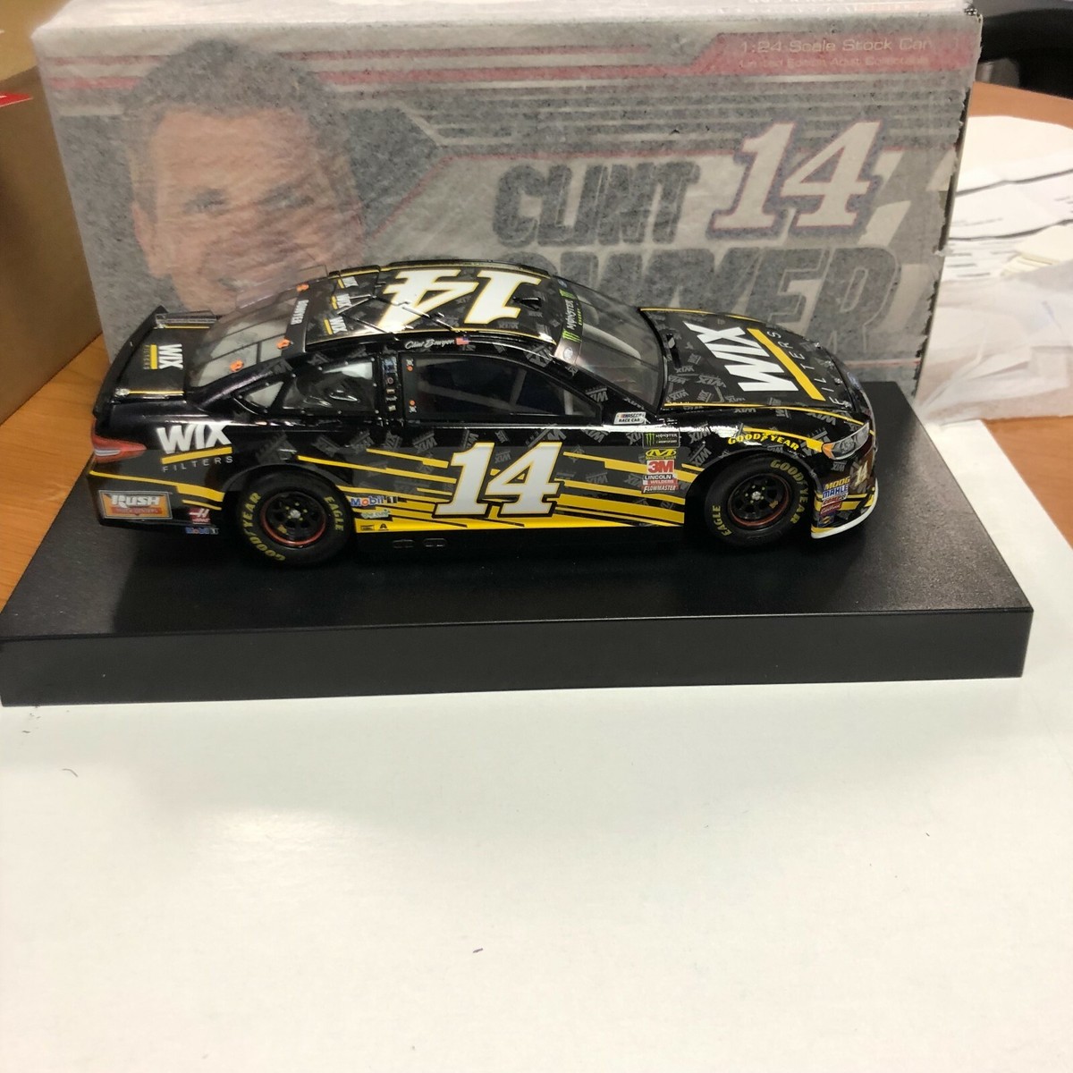 Clint Bowyer #14 Wix Filters 2018 Fusion #29 of 541 Clint Bowyer #14 Wix Filters 2018 Fusion #29 of 541