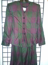 women skirt suit