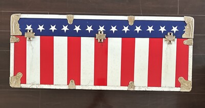 USA Team Trunk Locker 1983 Joshua Enterprises 30” L x 16” W x 12.5