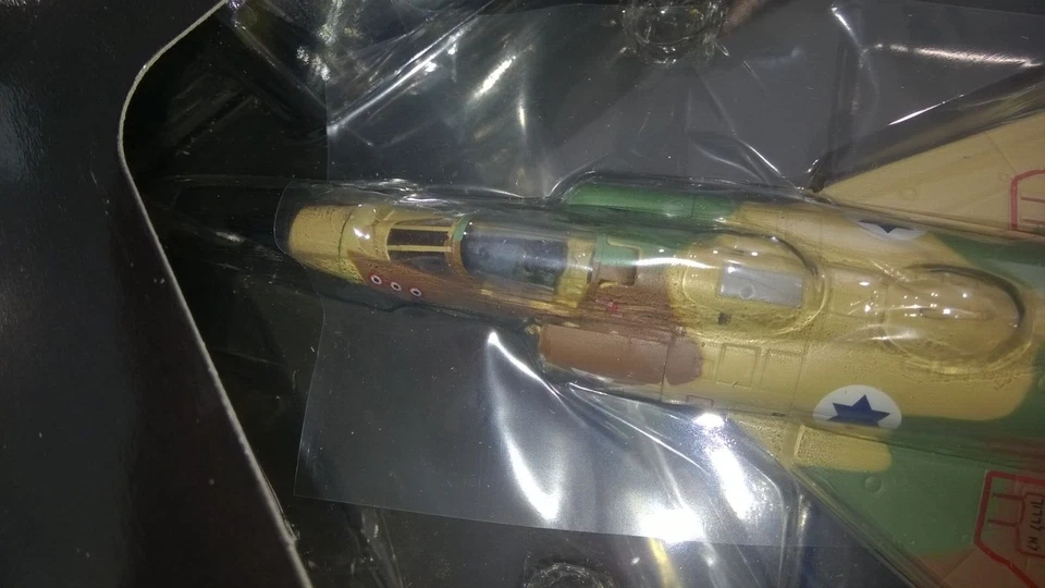 Falcon Models Mirage IIICJ Shahak 33 Eitan Ben- Eliyahu 1969 1:72 Scale NIB - Image 3 of 4