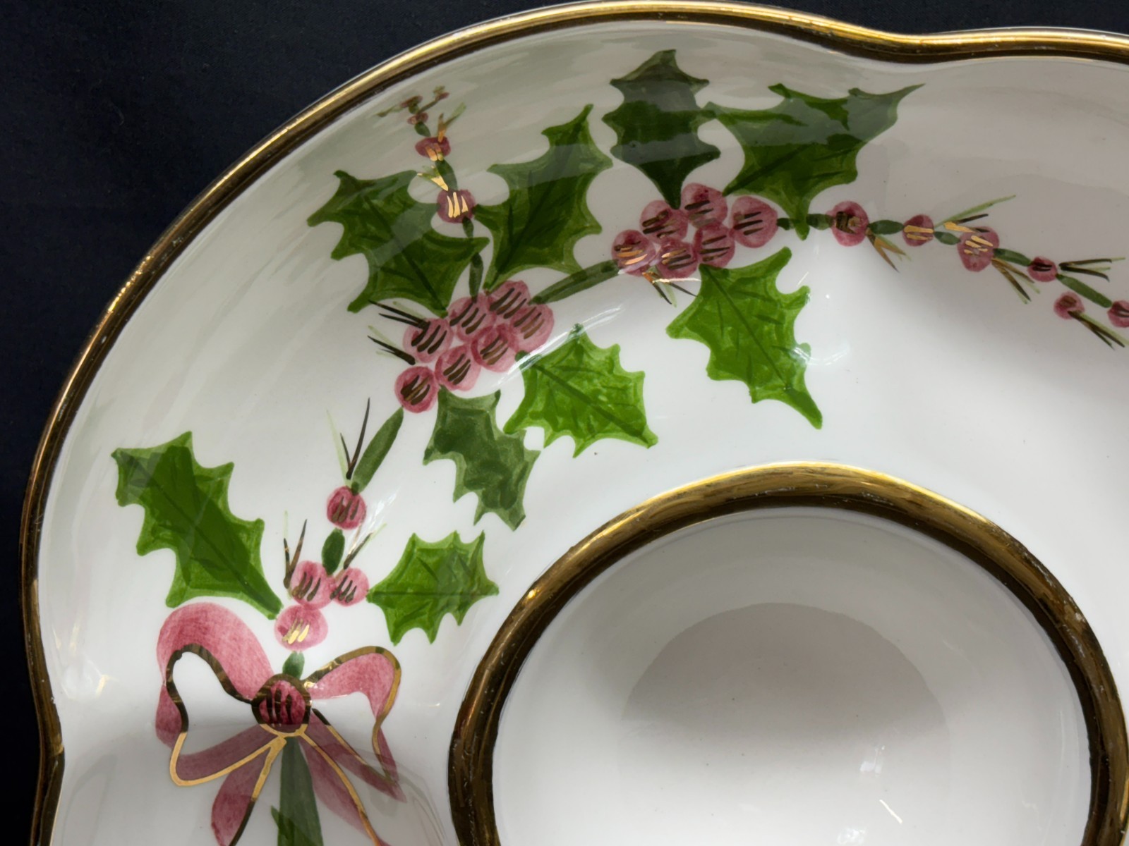 Laurie Gates "HOLIDAY" Los Angeles Hand Painted ~ Chip Dip Bowl ~ 12 1/4"