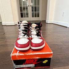 Nike Air Jordan 1 Men&rsquo;s Chicago Lost and Found Colorblock Red/Black/White