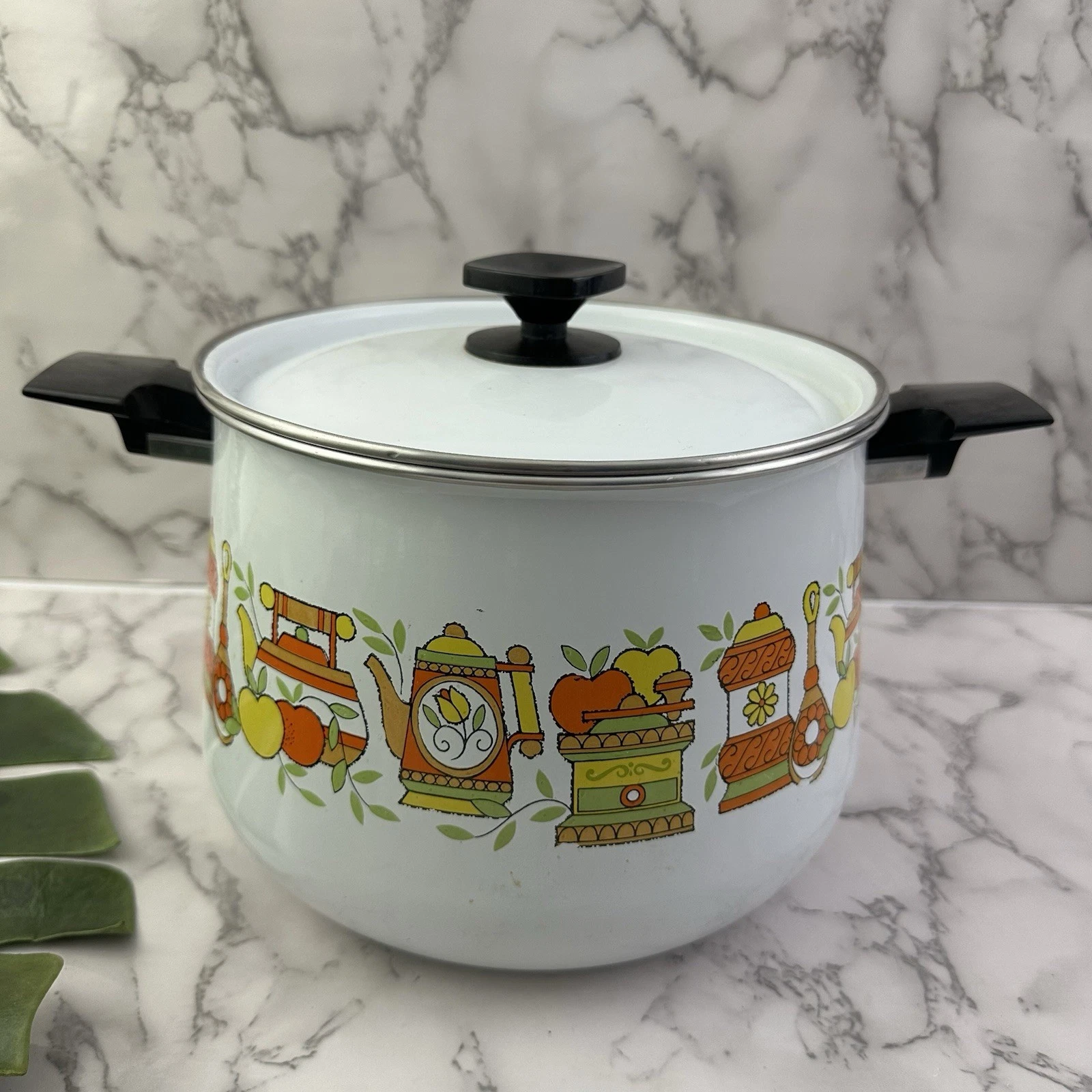 Vintage 70s Enamel Stock Pot Cream Colorful Fruit Print With Lid Cottagecore
