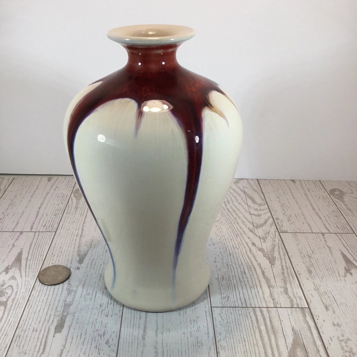 Porcelain & Pottery Red Vintage Original Antique Chinese Vases for