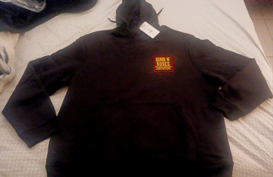 GUNS'N Roses 黑色连帽拉盖尺寸 XXL 全新带补丁 — 第 2/3 张图片