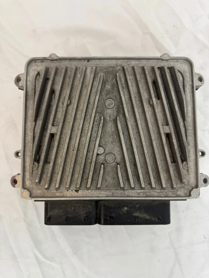 Mercedes Benz CLK350 SLK350 E350 ECM 2006-2009 A-272-153-37-79 OEM Foto 2 de 3