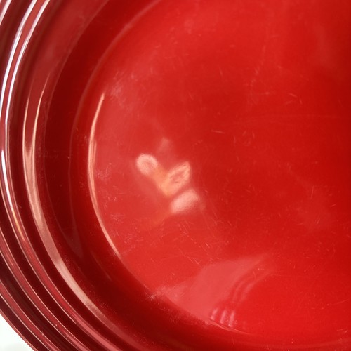 set of 3 LE CREUSET RED/CERISE Salad PLATES 10 Inches OMBRÉ RIM CHERRY - Picture 8 of 18
