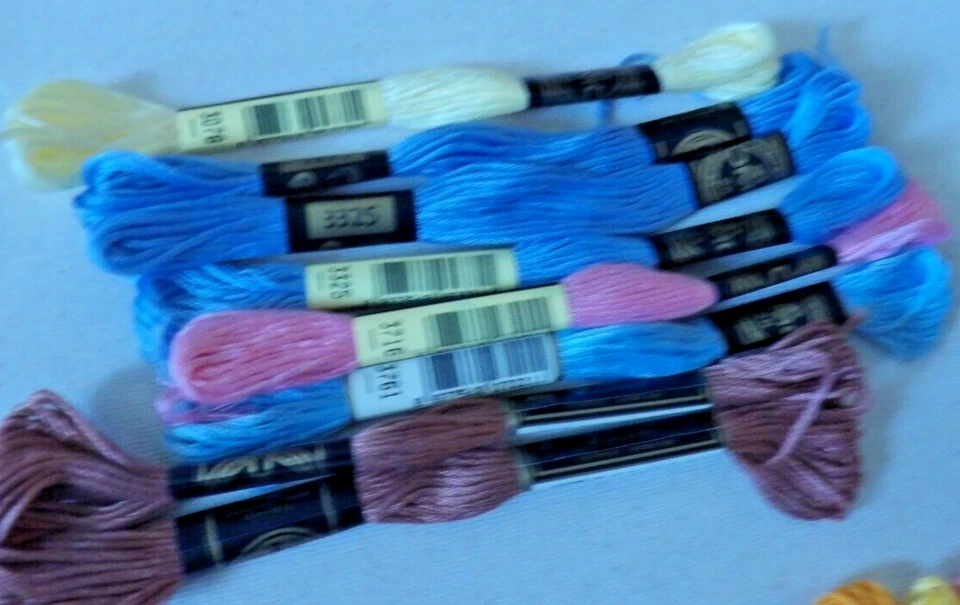 Lot 32 Embroidery Floss Packs...new in packages (12-2) - Image 4 of 4