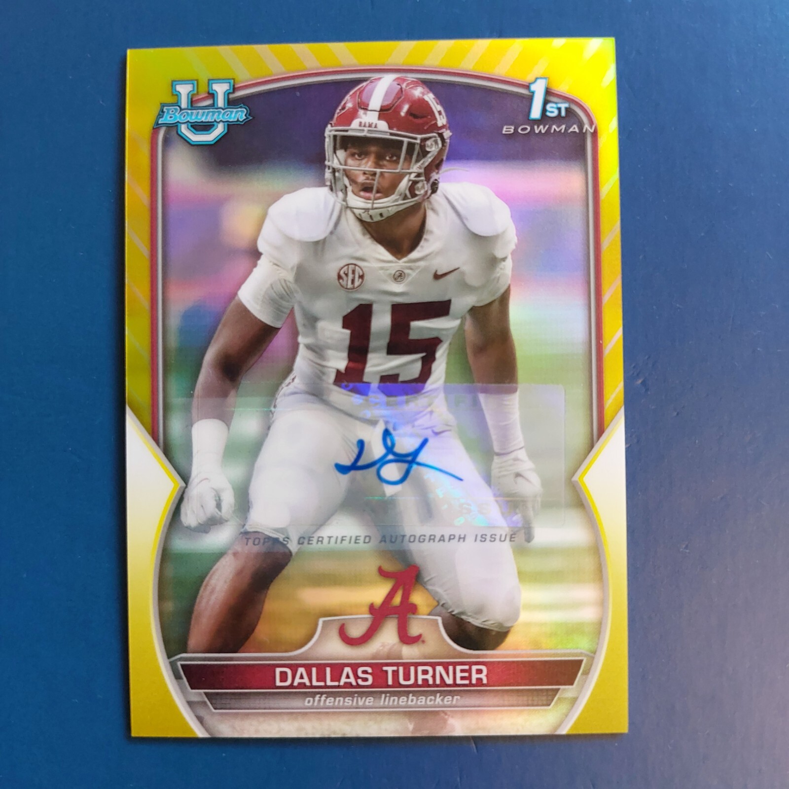 DALLAS TURNER 2022 BOWMAN CHROME UNIVERSITY 1ST YELLOW REFRACTOR RC AUTO #/75 MT