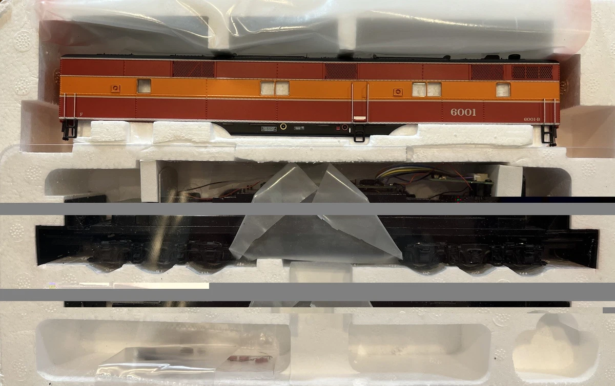 25+ PROTO 2000 Southern Pacific HO Diesel Locomotive Model
