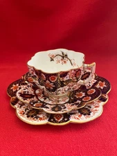 c 1888 Wileman & Co daisy shaped trio, Imari pattern #6075