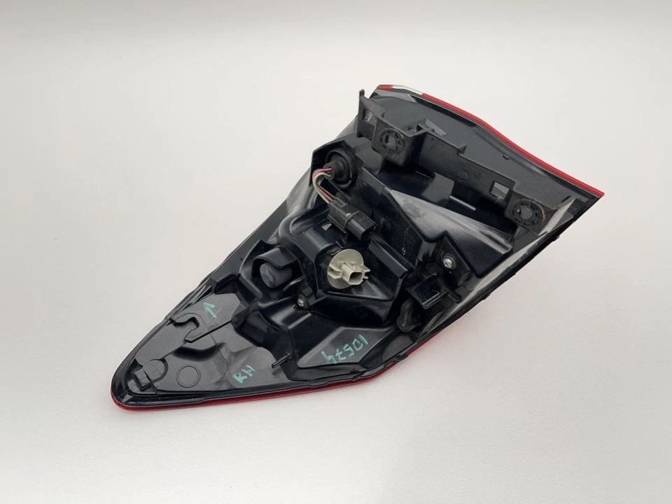 Luz trasera derecha Acura RDX 2016-2018 montada en cuarto 3,5 L a AWD 89 K - base - 63076 Foto 4 de 4