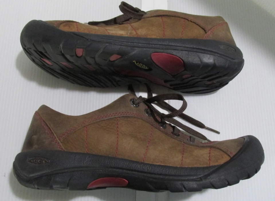 Sapatos femininos Keen tamanho 8 Presidio casuais oxfords couro marrom caminhada - Imagem 2 de 4