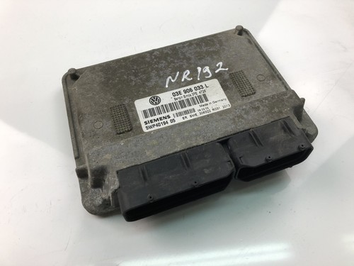 VW POLO 9N Motorsteuergerät ECU 03E906033L 2002 15048853