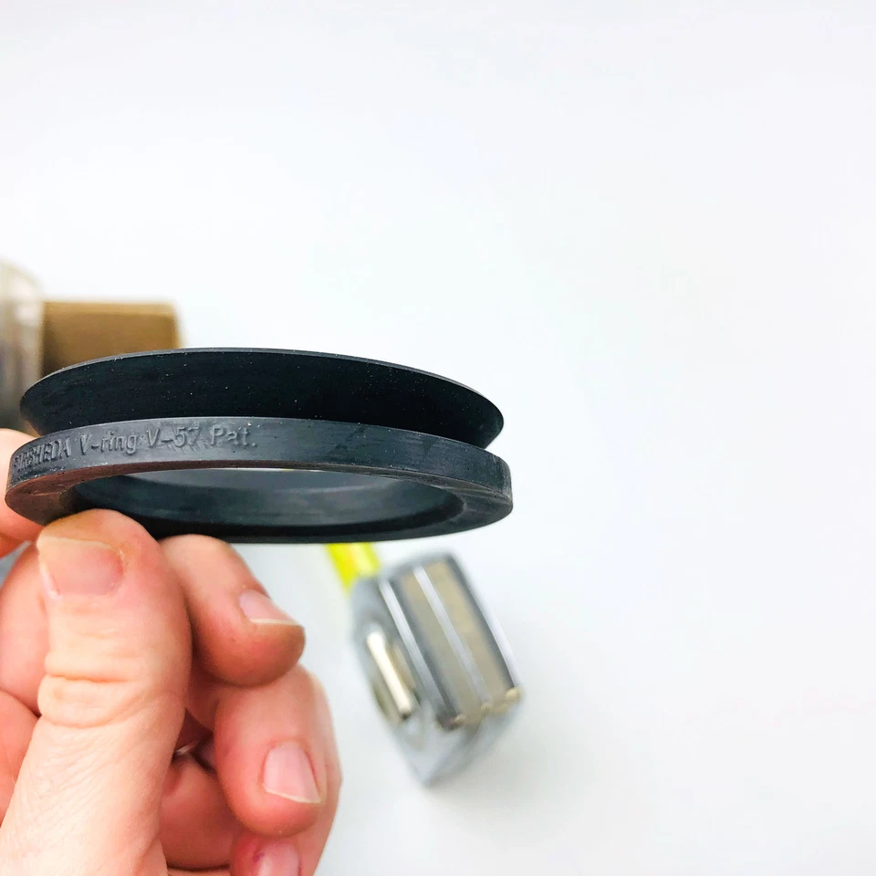 Forsheda 8127350 V Ring Seal for Front Axle Shaft Fits Jeep J10 J20 87-90 NOS - Image 2 of 4