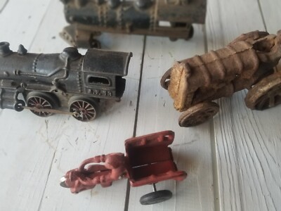 Cast iron toy train ford tractor arcade crash car steam