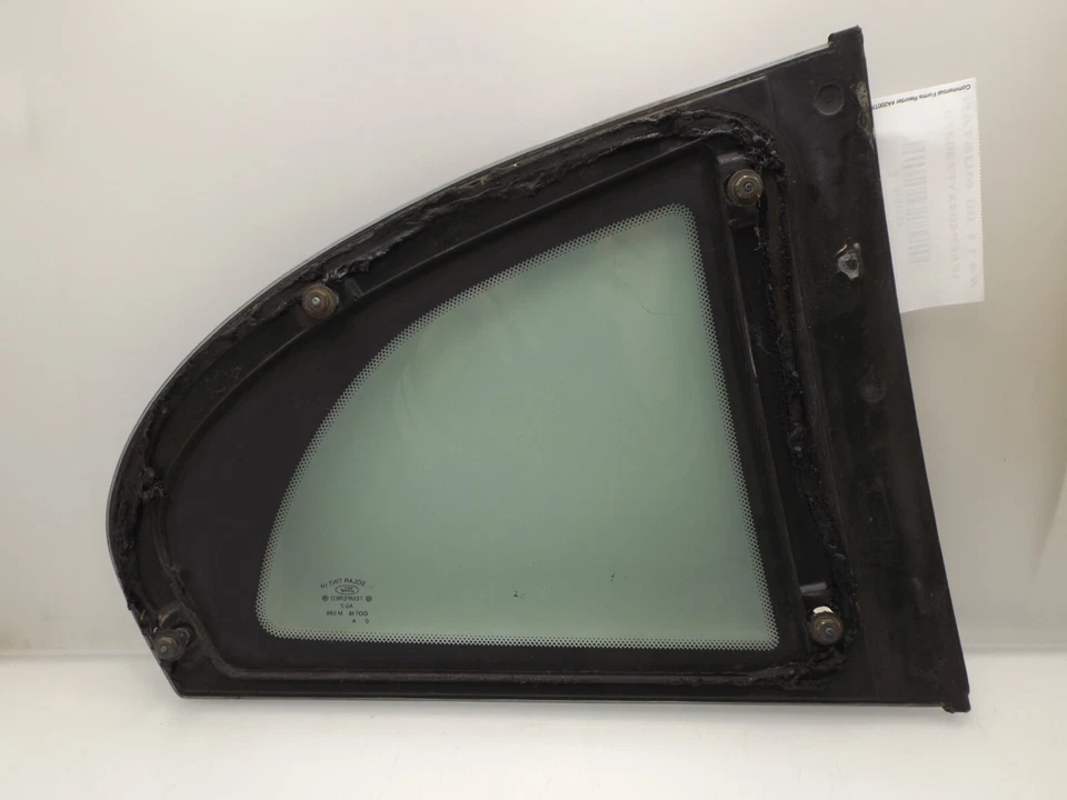 Cuarto de vidrio trasero para conductor Ford Mustang 1994-2000 usado 1R3Z7629711AA Foto 3 de 4