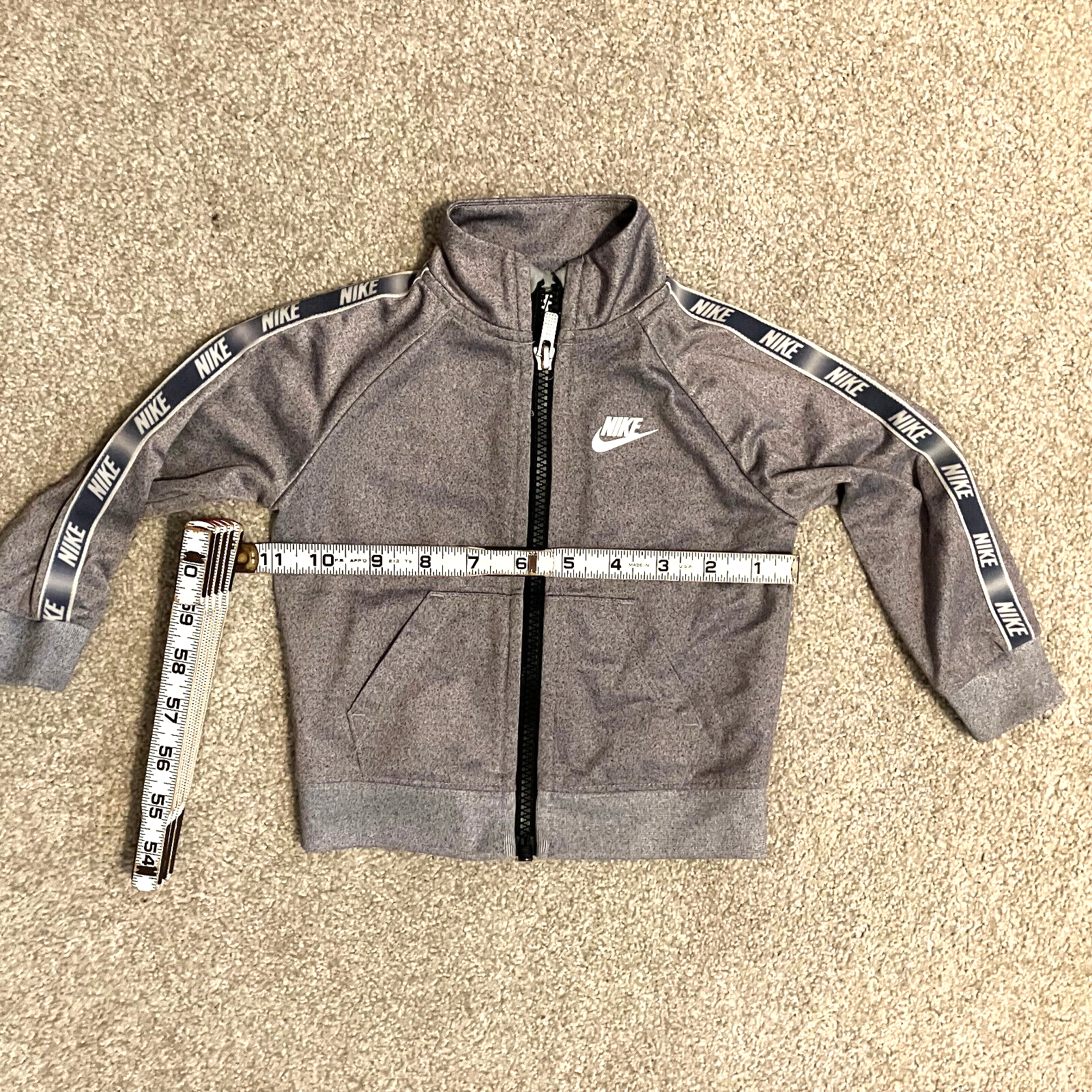SACAI X NIKE Giacca Nike bambino bambino full zip logo manica intera taglia 12 mesi