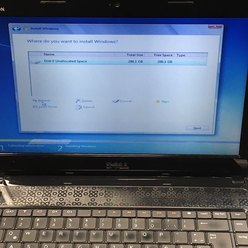Dell Inspiron N4020 14.1" Laptop Pentium Dual-Core T4500 3GB 320GB No OS H2445 - Image 3 of 4