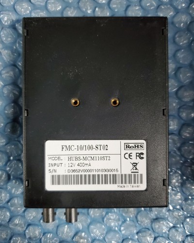 StarTech 10/100 Multi Mode Fiber Copper Fast Ethernet Media Converter W/ Adapter - 第 4/4 張圖片