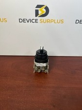 ALLEN BRADLEY 800H-JR91KC1B SER F 30MM SELECTOR SWITCH NEW
