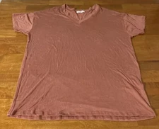 nellie mae women’s small V-neck oversize shirt Top Base Layer